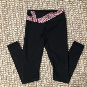 NWOT Lululemon Yoga Pant